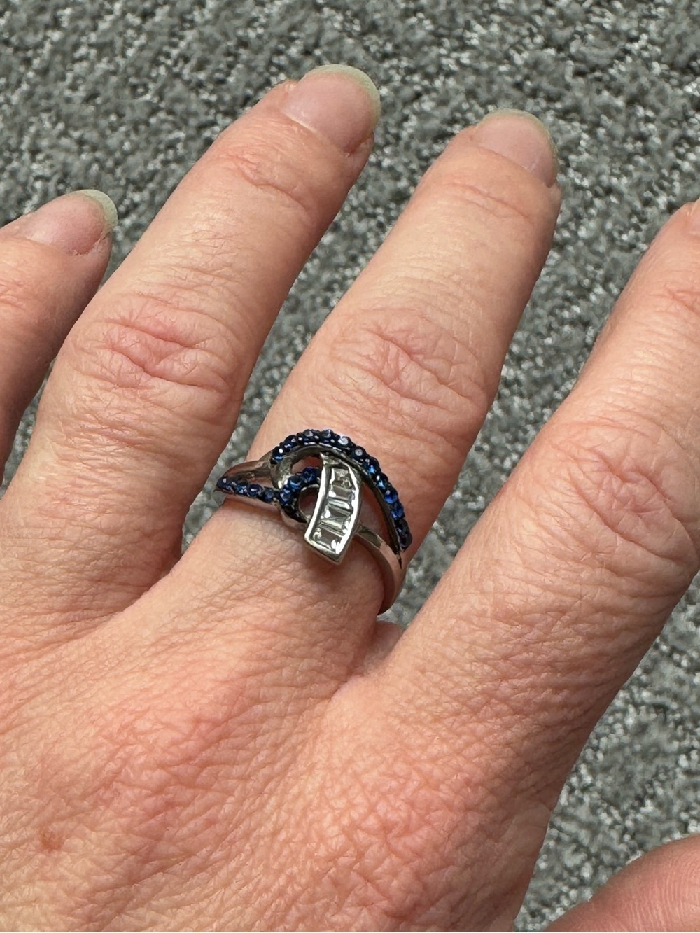 Sterling Ring - Picture 8 of 8
